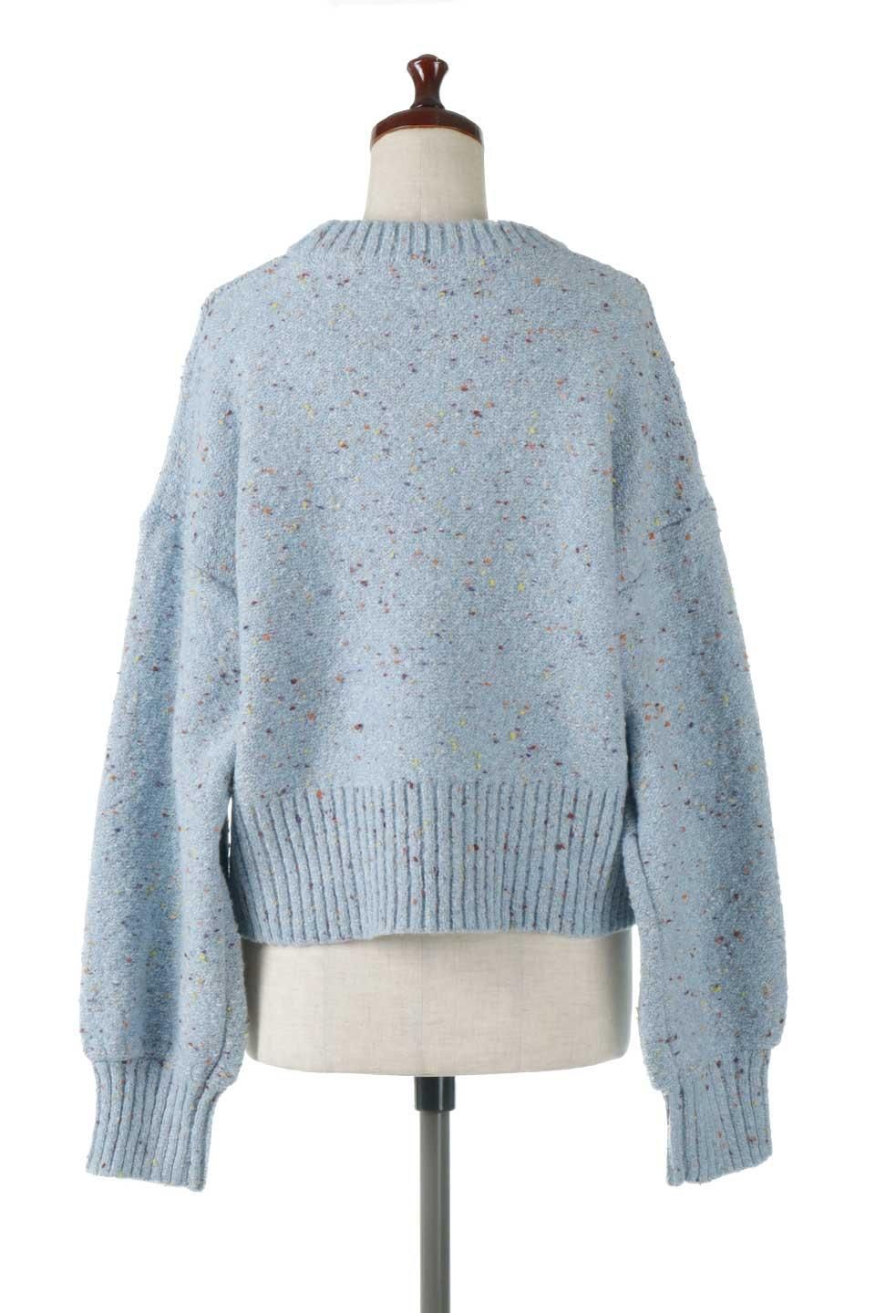 カラフルネップ入りの服 カラフルネップ入りの服