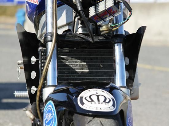 ラジエターシュラウド (NSR miniラジエター用) - M-DESIGNの ラジエターシュラウド (NSR miniラジエター用) - M-DESIGNの