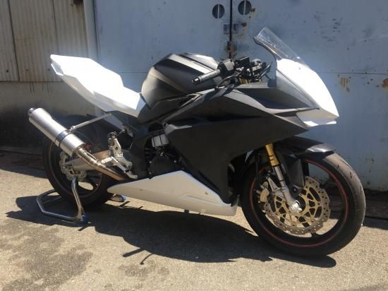 HRC 公認CBR250RR用ゼッケンプレート - M-DESIGNのウェブショップ HRC 公認CBR250RR用ゼッケンプレート - M-DESIGNのウェブショップ
